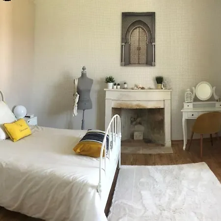 Maison Charentaise Avec Grande Piscine Saint-Vivien (Charente-Maritime)
