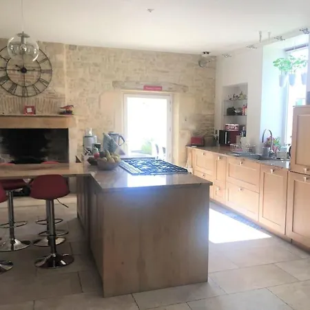 Maison Charentaise Avec Grande Piscine Villa Saint-Vivien (Charente-Maritime)
